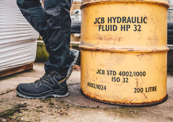 2025 Review: Top JCB Boots, Shoes, and Trainers for Optimal Performance