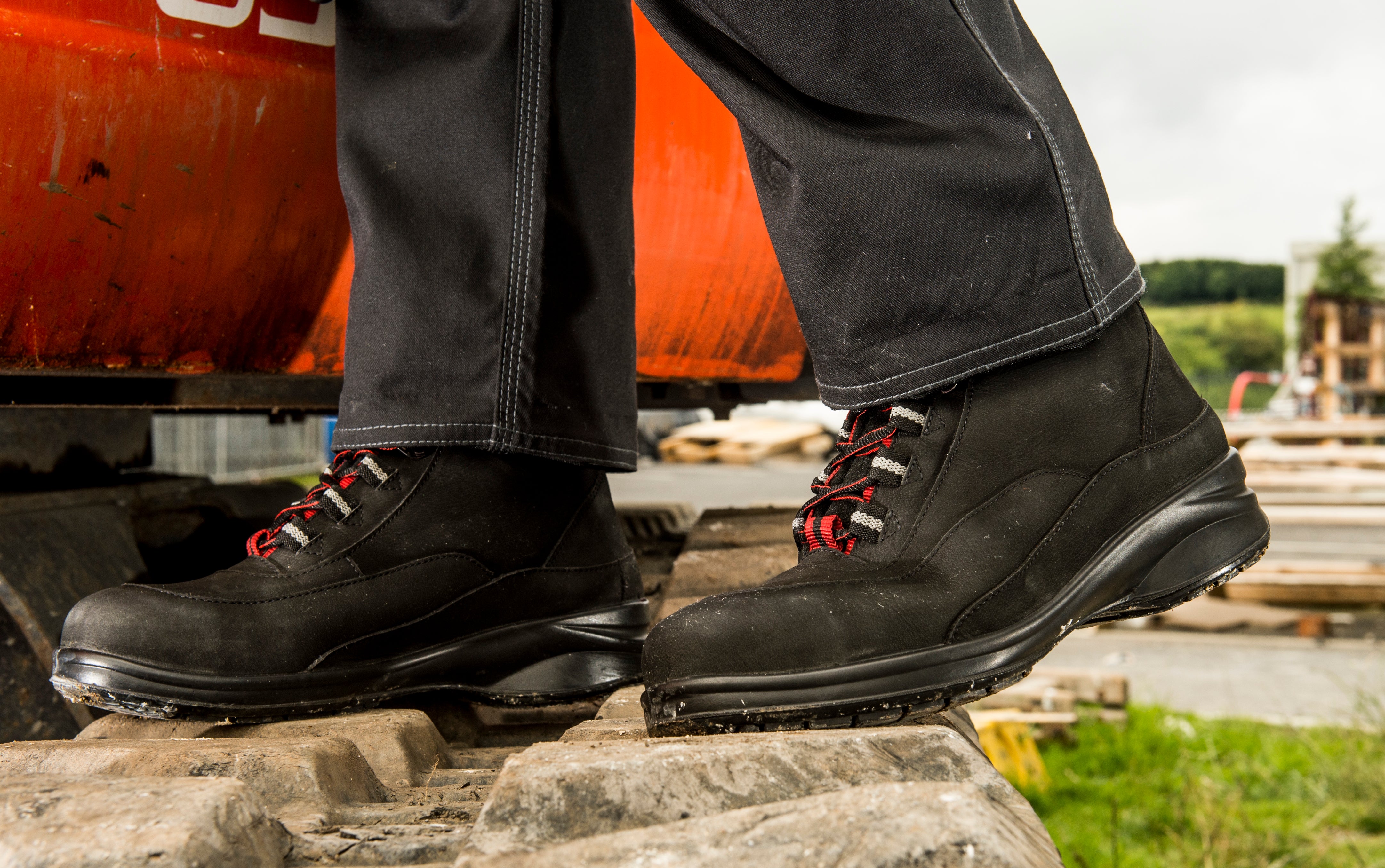 Best Portwest Safety Footwear 2024: Your Ultimate Review Guide