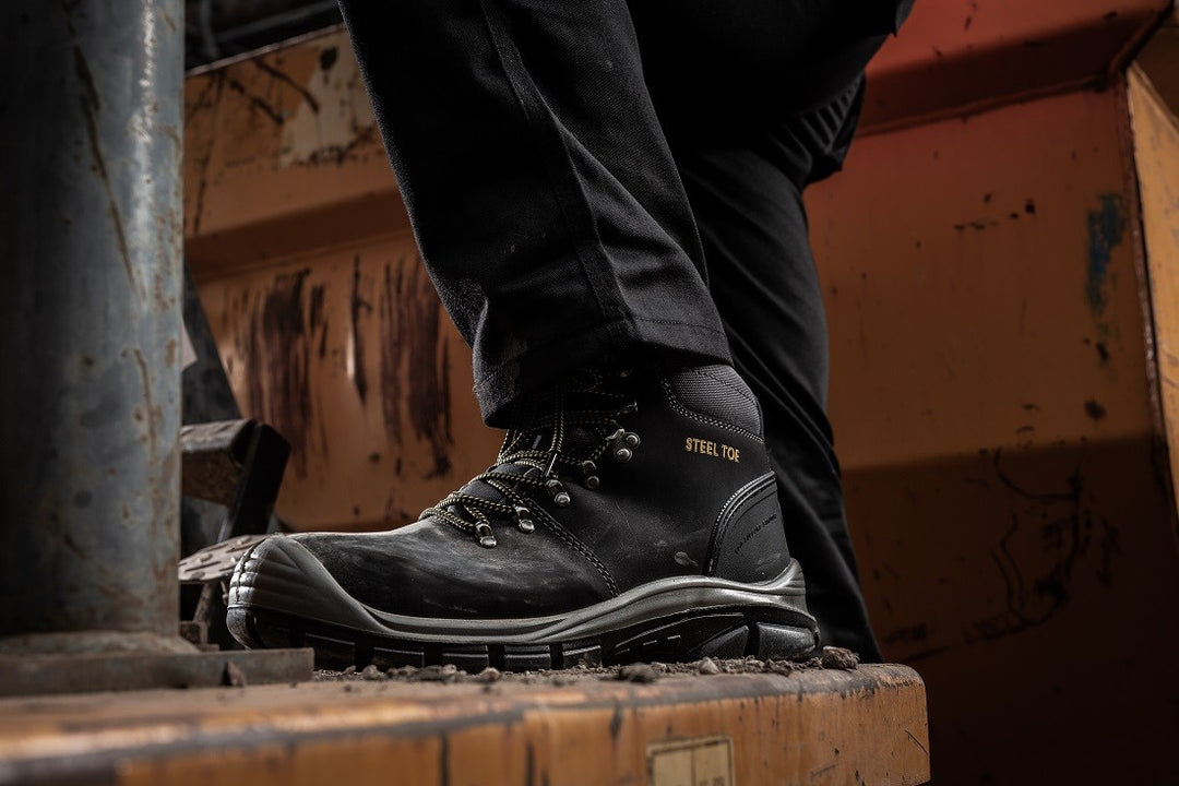 Best Steel Toe Cap Trainers of 2024: Lightweight Protection for Active Workers - An In-Depth Review