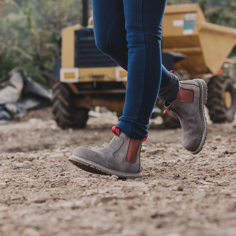 Best Women's Safety Boots of 2024: Durable Protection Meets Feminine Fit - A Comprehensive Review