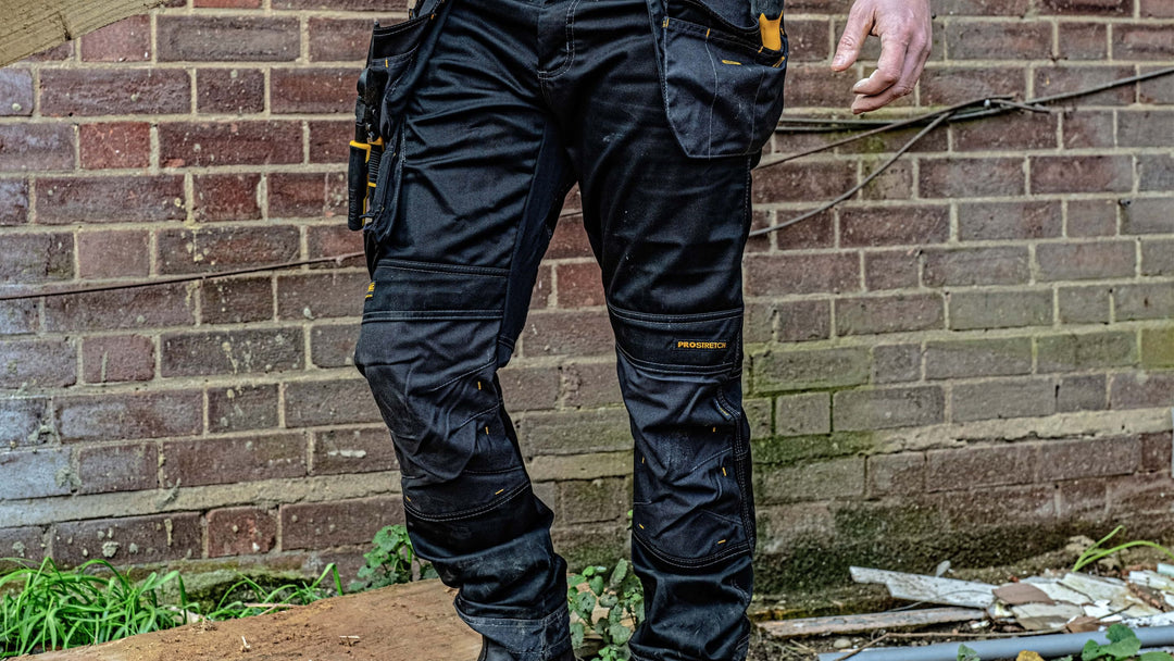 An image of someone wearing DeWalt Trousers