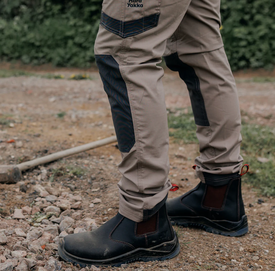 Model wearing Hard Yakka Banjo Boots