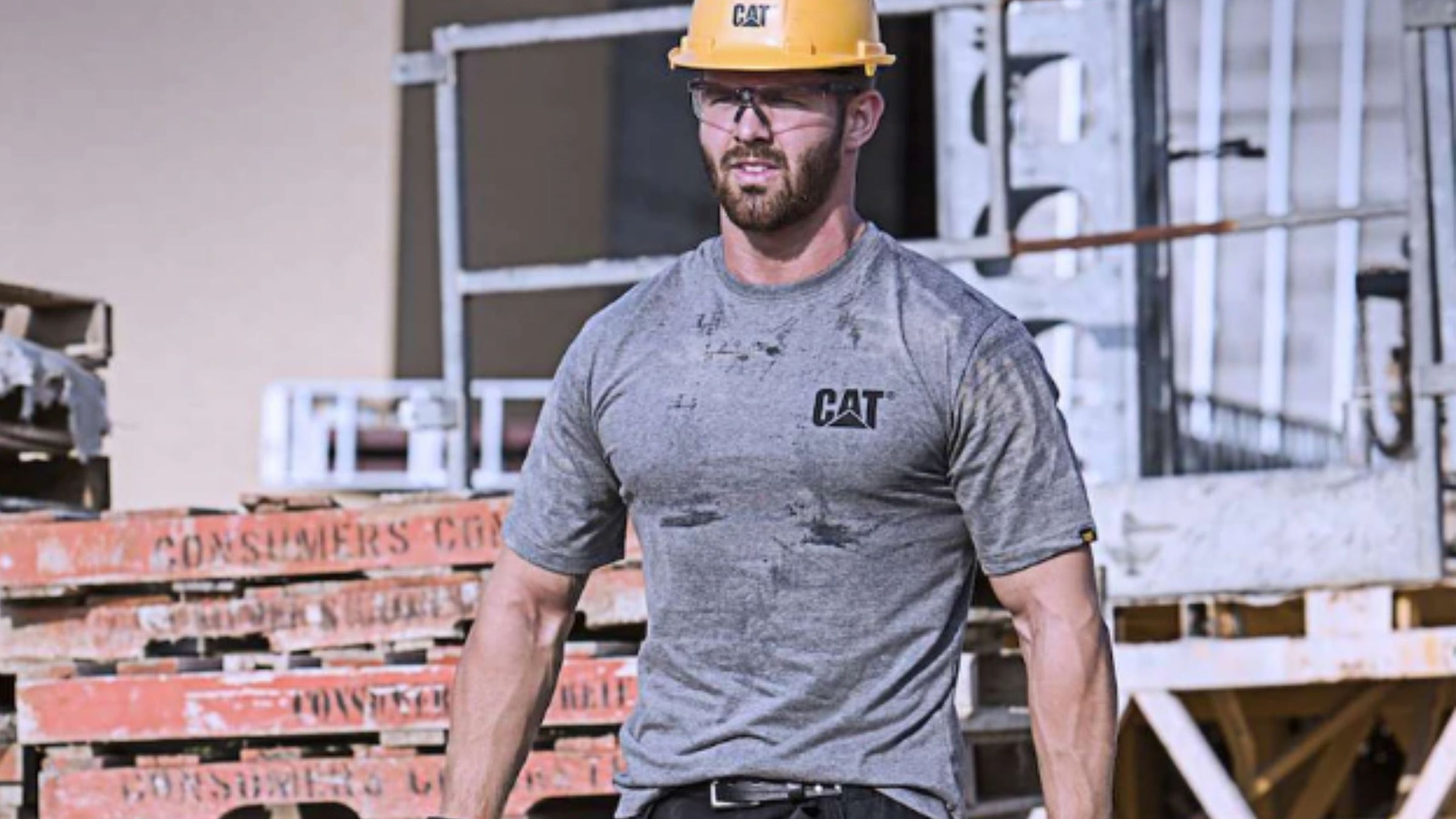 Cat Workwear Men's Trademark Short-Sleeve T-Shirt