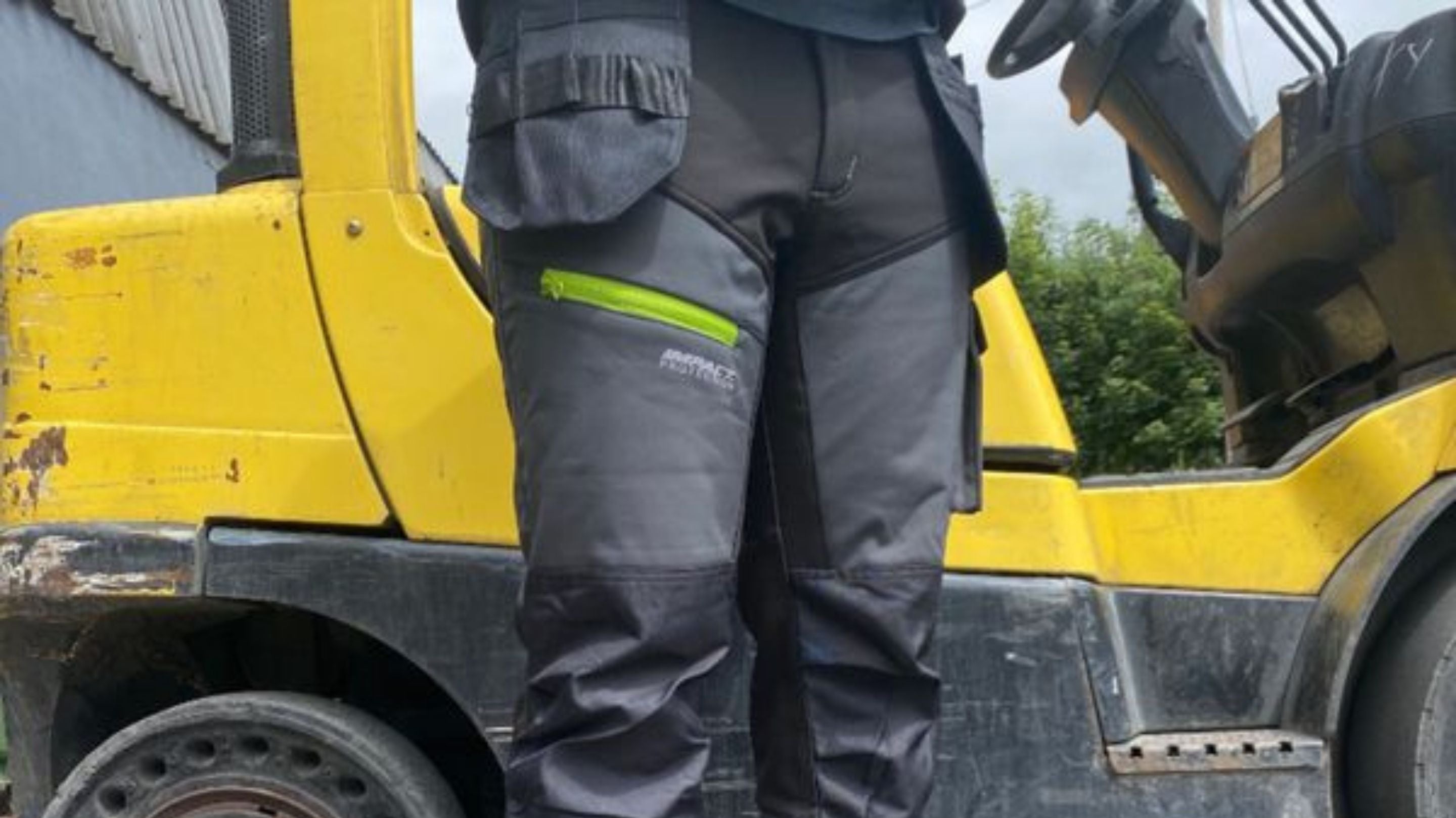 insulated waterproof work trousers