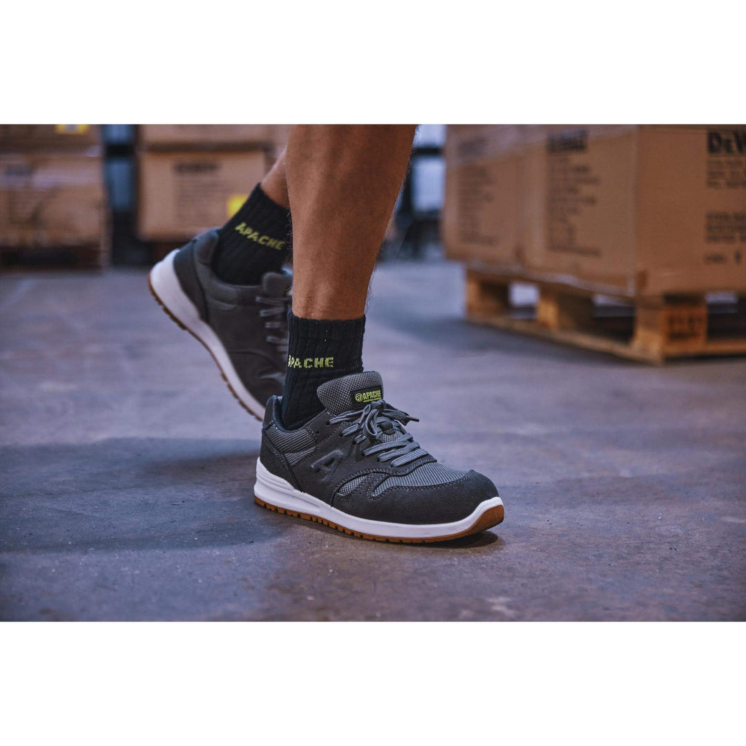 Apache Winnipeg Safety Trainers Charcoal Grey 5 #colour_charcoal-grey