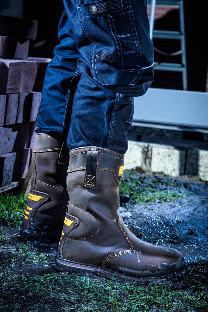 Buckler Boots B701SMWP Safety Rigger Boots Waterproof Buckbootz Brown Image 4#colour_brown