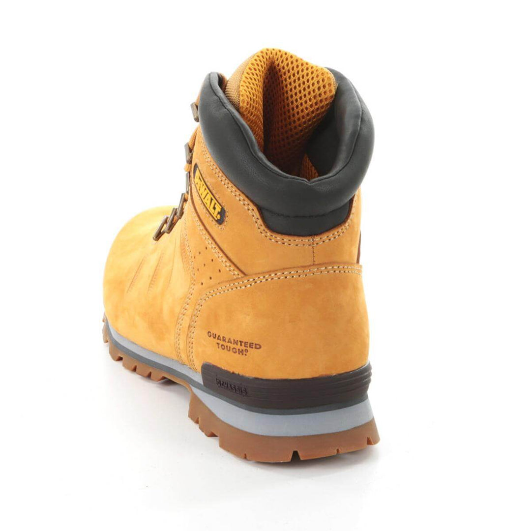 DeWalt Carlisle Special Offer Pack - DeWalt Carlisle Wheat Nubuck Lightweight Safety Boots + 3 Pairs Work Socks