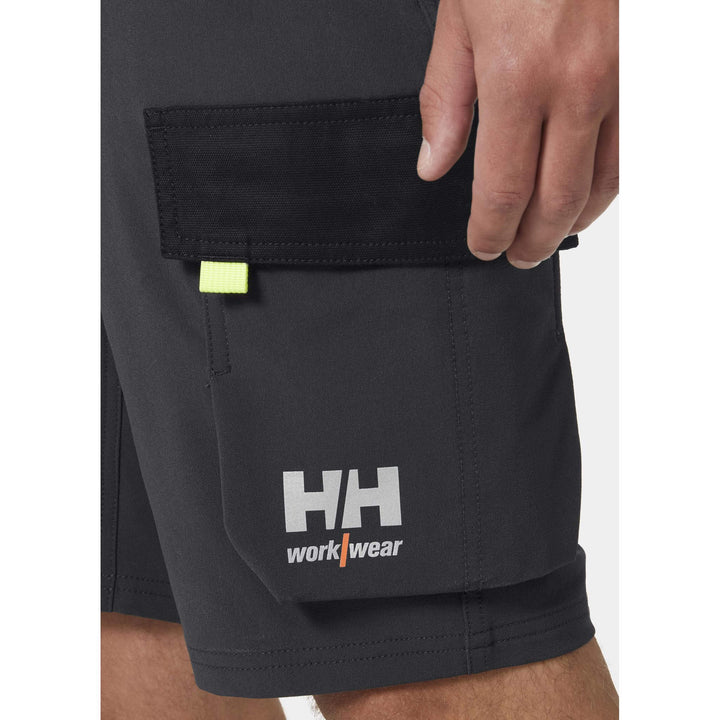 Helly Hansen Oxford 4X Lightweight 4-Way-Stretch Cargo Shorts Ebony/Black Feature 3#colour_ebony-black