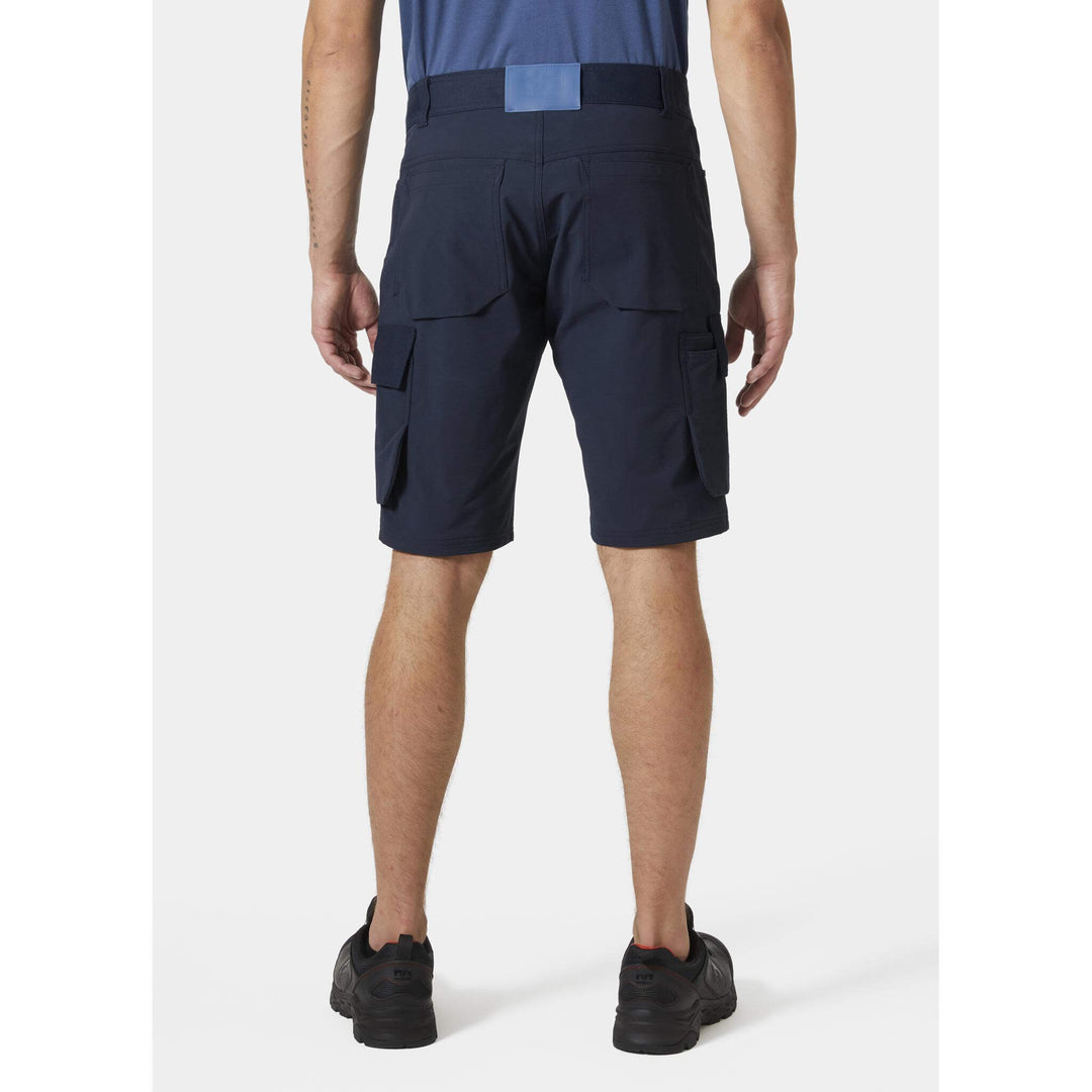 Helly Hansen Oxford 4X Lightweight 4-Way-Stretch Cargo Shorts Navy/Ebony OnBody 2#colour_navy-ebony