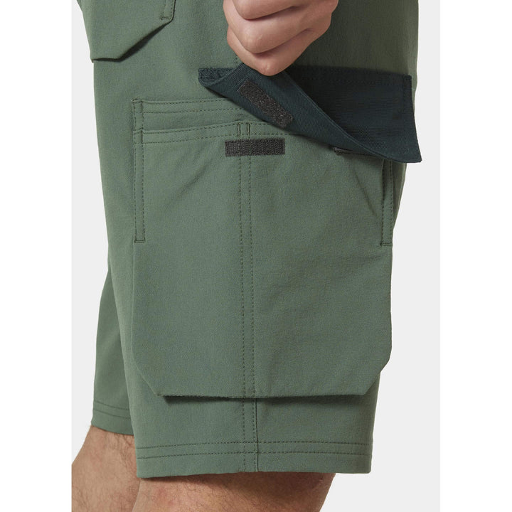 Helly Hansen Oxford 4X Lightweight 4-Way-Stretch Cargo Shorts Spruce/Darkest Spruce Feature 2#colour_spruce-darkest-spruce