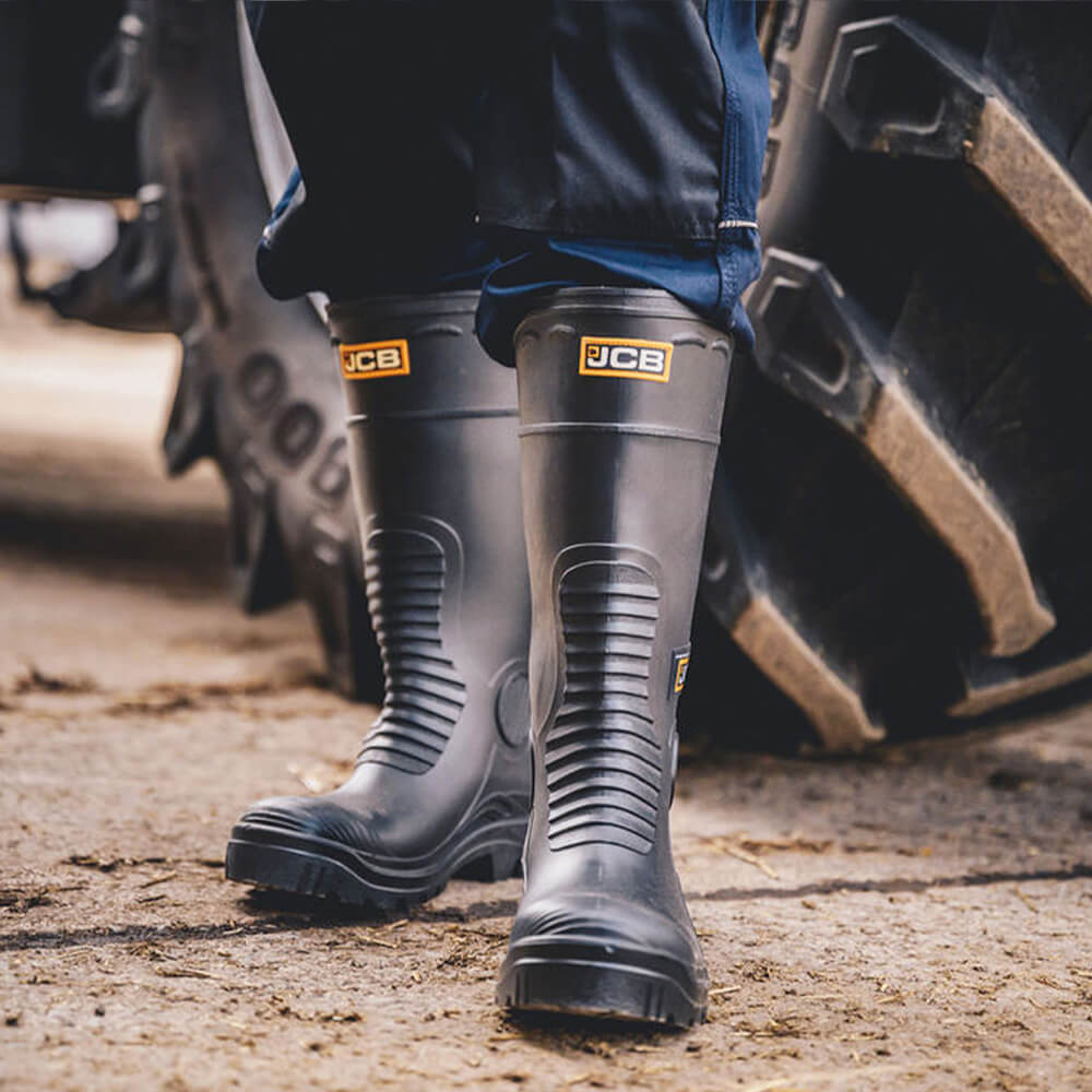 JCB Hydromaster Special Offer Pack - JCB Hydromaster Safety Wellies + 3 Pairs Work Socks