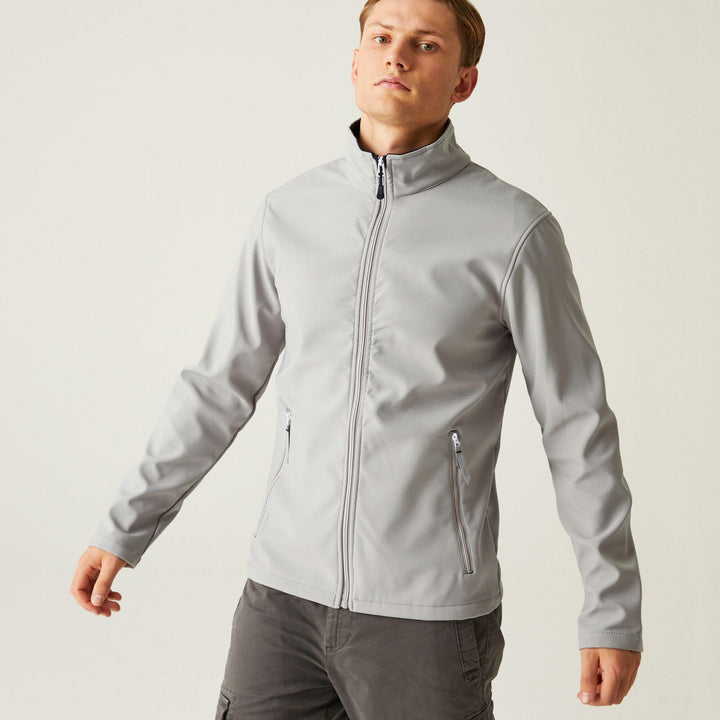 Regatta Professional Ascender Water Resistant Softshell Jacket Mineral Grey/Black Model 1#colour_mineral-grey-black