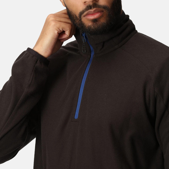 Regatta Professional Navigate Half Zip Fleece Black/New Royal Model 4#colour_black-new-royal