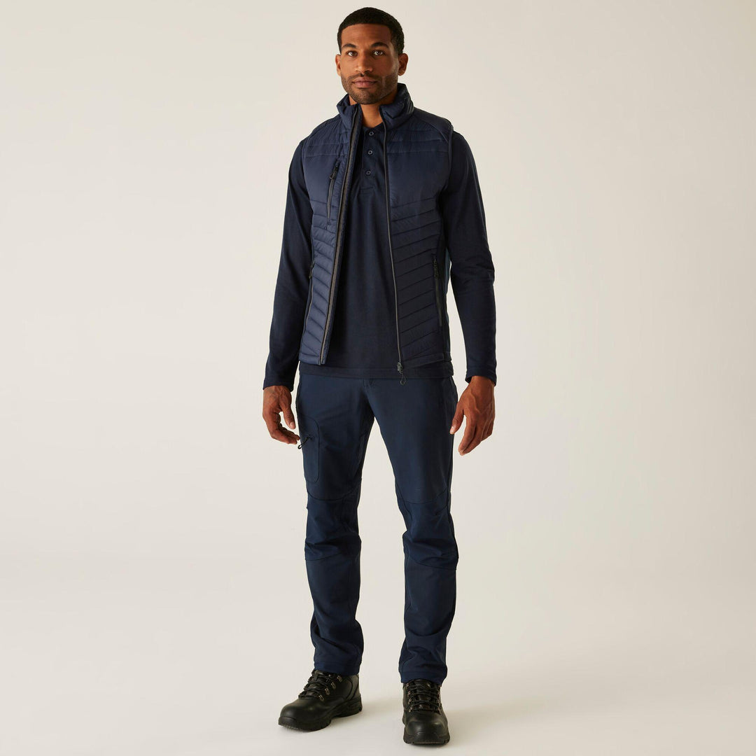 Regatta Professional Navigate Hybrid Lightweight Bodywarmer Navy/Seal Grey Model 3#colour_navy-seal-grey