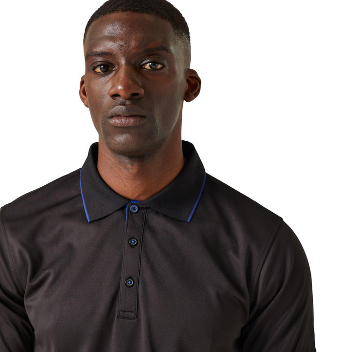 Regatta Professional Navigate Moisture-Wicking Anti-Bacterial Short Sleeve Polo Shirt Black/New Royal Model 4#colour_black-new-royal