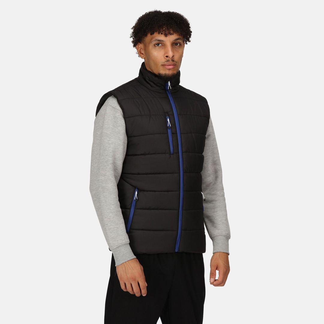 Regatta Professional Navigate Thermal Insulated Bodywarmer Black/New Royal Model 1#colour_black-new-royal