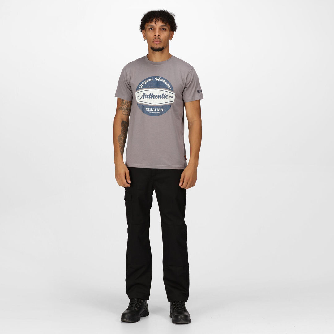 Regatta Professional Original Workwear T-Shirt Rock Grey Model 3#colour_rock-grey