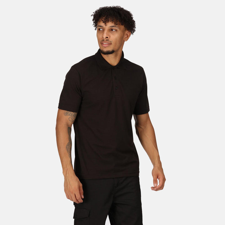 Regatta Professional Pro 65/35 Short Sleeve Polo Shirt Classic Blk Model 1#colour_classic-blk