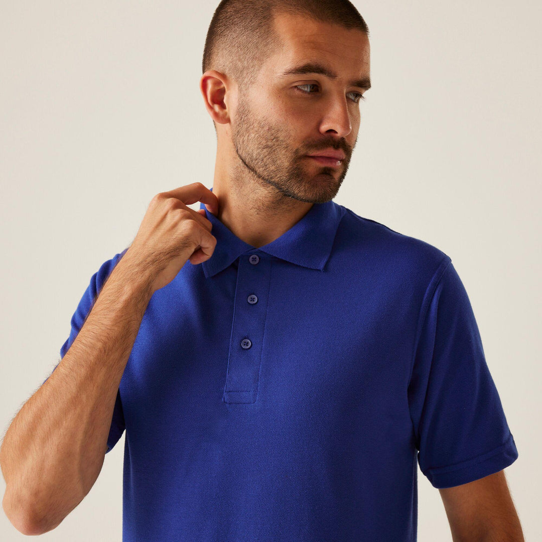 Regatta Professional Pro 65/35 Short Sleeve Polo Shirt New Royal Model 4#colour_new-royal