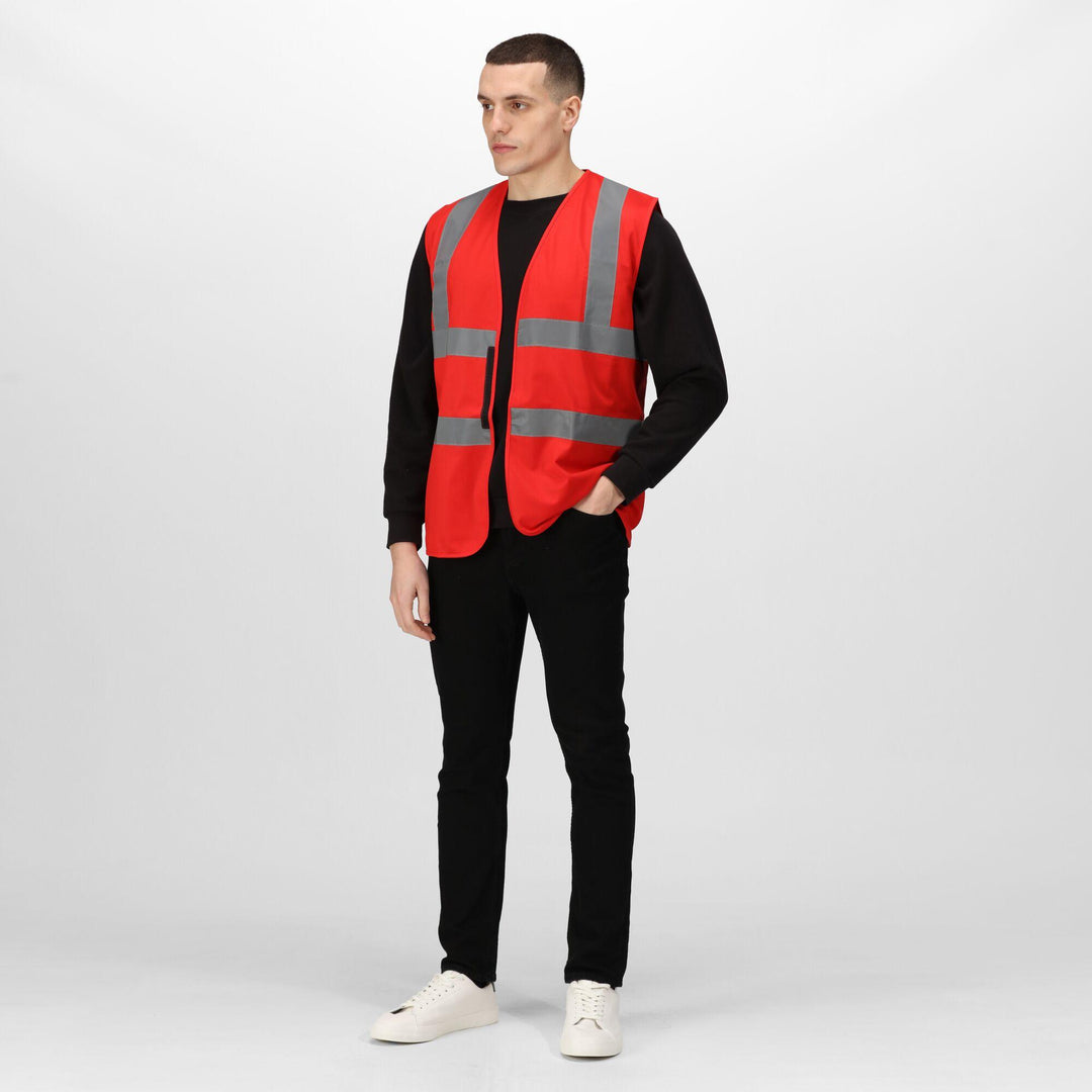 Regatta Professional Pro Identity Reflective Vest True Red Model 3#colour_true-red