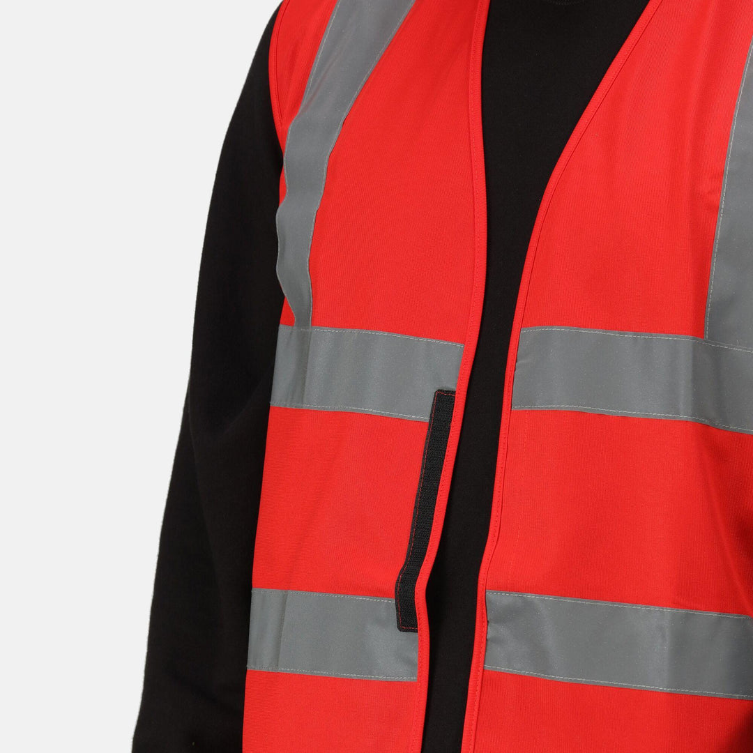 Regatta Professional Pro Identity Reflective Vest True Red Model 5#colour_true-red