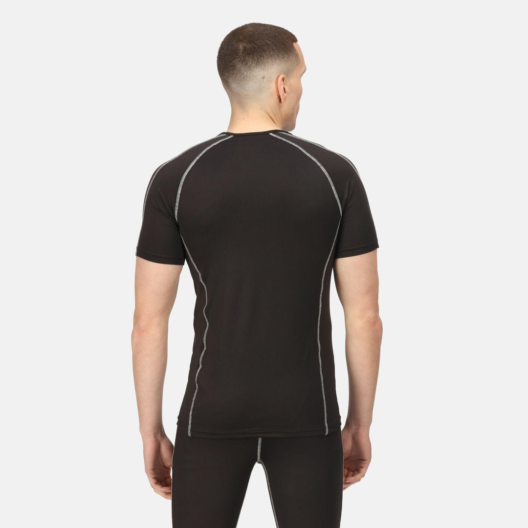 Regatta Professional Pro Moisture-Wicking Short Sleeve Base Layer T-shirt Top Classic Blk Model 2#colour_classic-blk