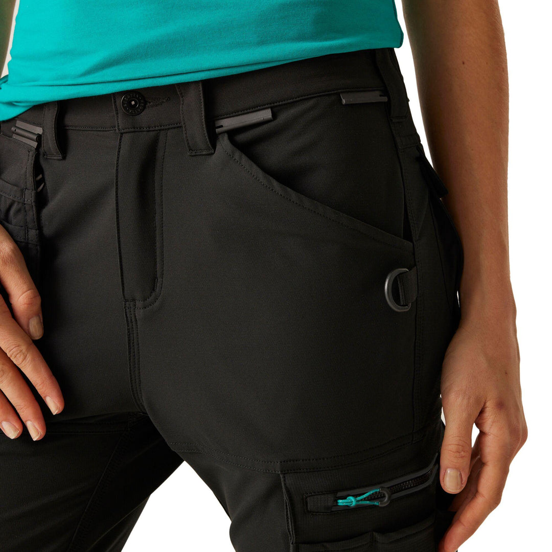 Classic Blk Model 4#colour_classic-blk