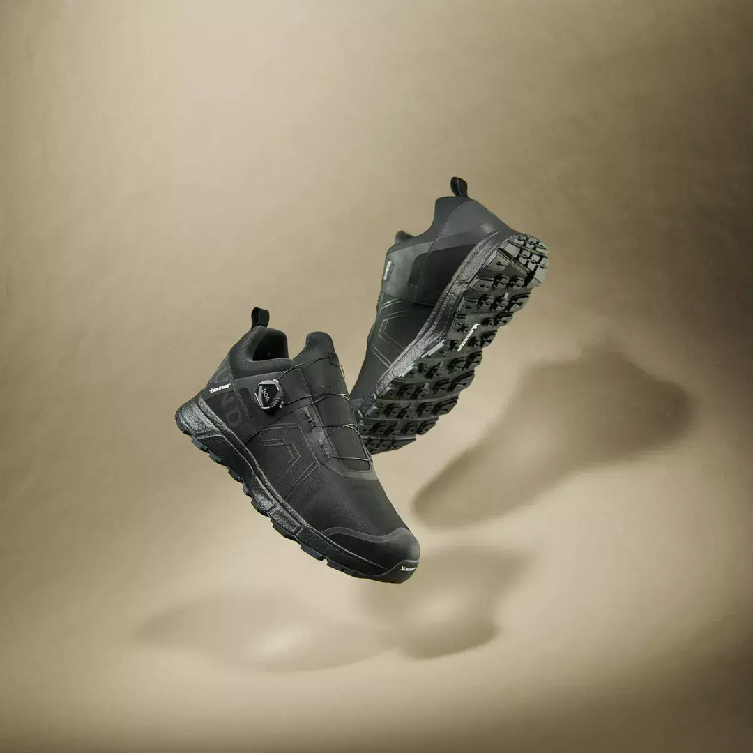 Solid Gear 16001 Bound Black Hero1 Square #colour_black