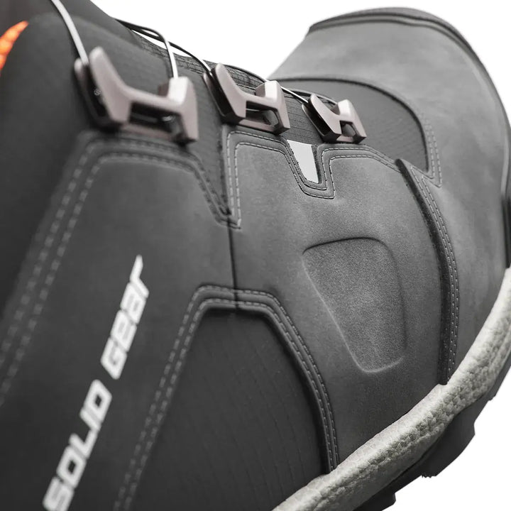 Solid Gear 80013 Vapor 3 Low Black Grey Detail3 Square #colour_black-grey