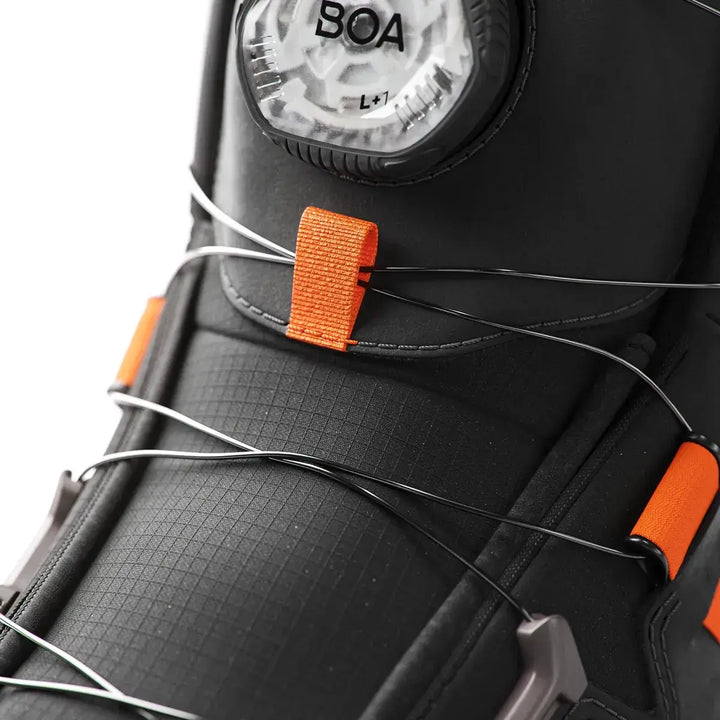 Solid Gear 80014 Vapor 3 Mid Black Detail1 Square #colour_black