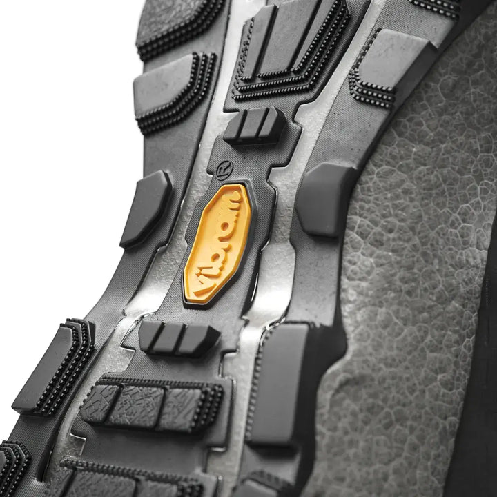 Solid Gear 80015 Vapor 3 GTX High Black Detail5 Square #colour_black