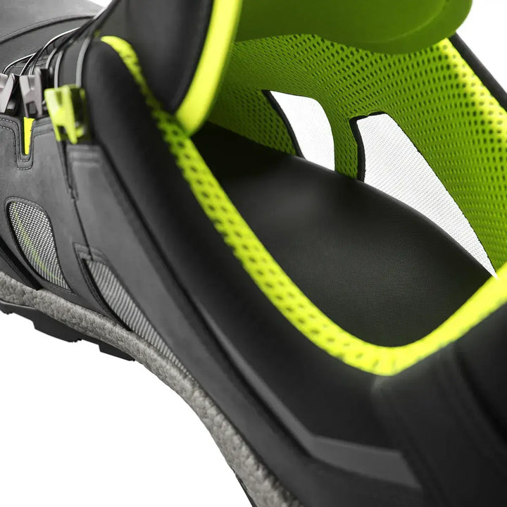 Solid Gear 80016 Vapor 3 Air Black Detail3 Square #colour_black