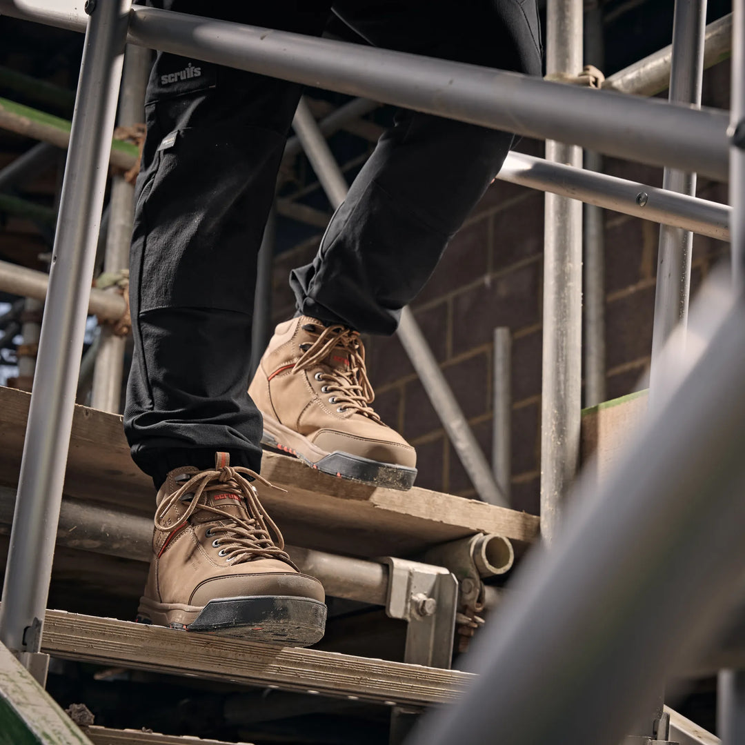 Scruffs Switchback 3 S3L Safety Boots Stone — Product Detail 407 