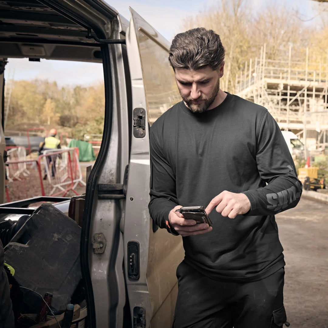 Scruffs Winslow Long Sleeve T-Shirt Black — Product Detail 4 