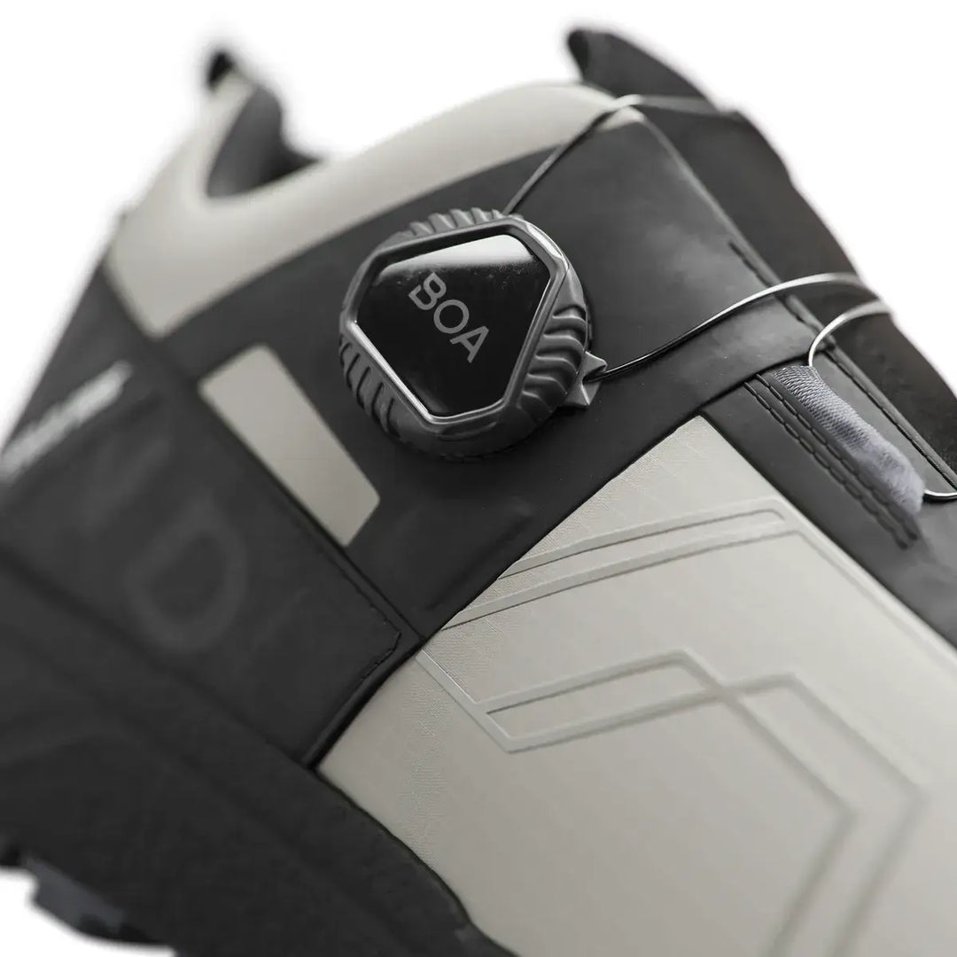 solid gear bound mono low sg16010 Off White Black Detail1 Square #colour_off-white-black