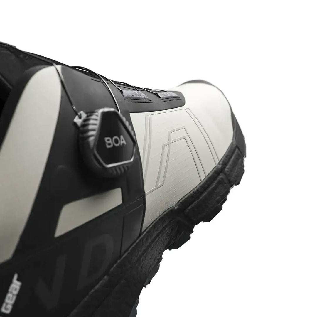 solid gear bound mono low sg16010 Off White Black Detail3 Square #colour_off-white-black