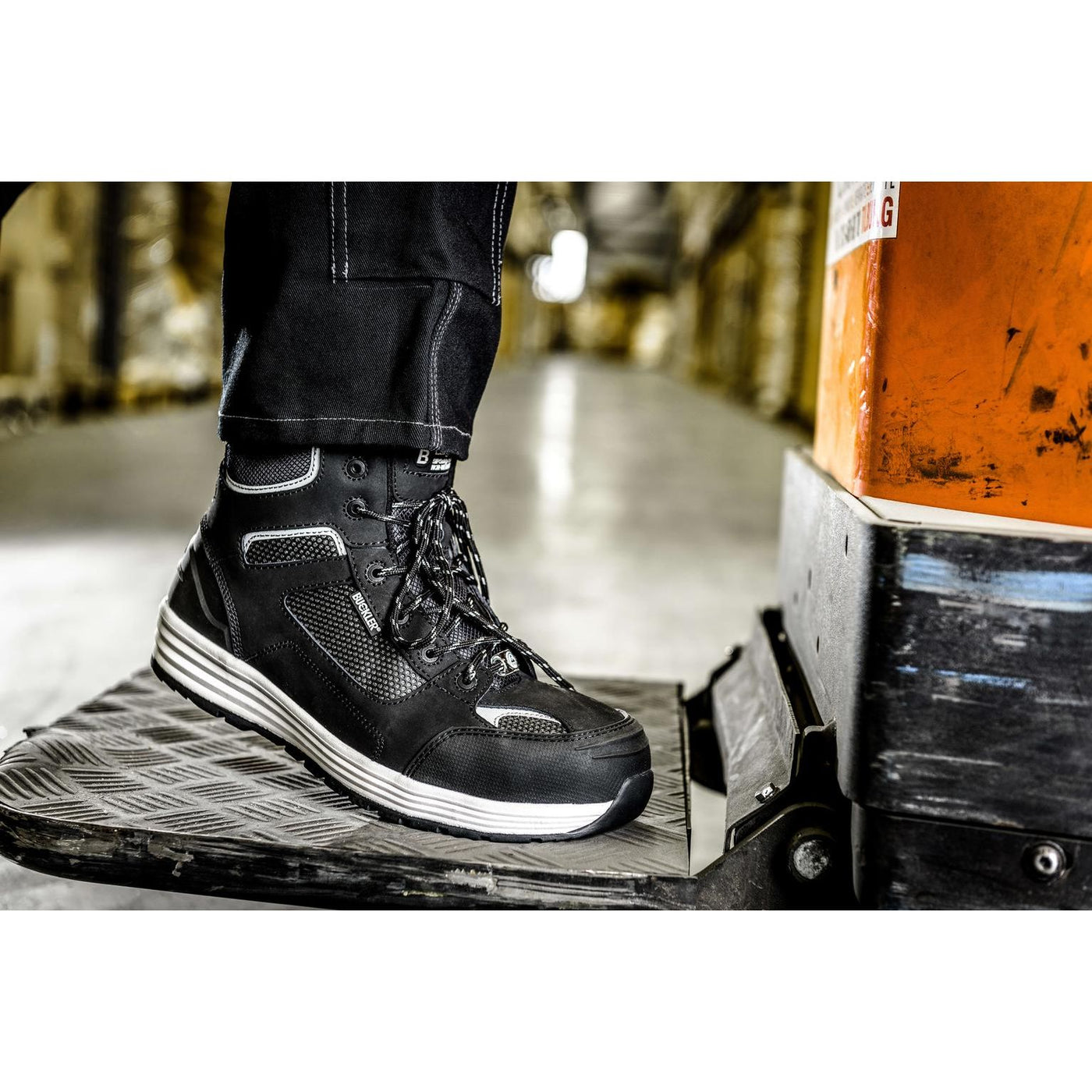 Buckler Boots BAZ Safety Boots Black Lightweight Buckbootz Black Image 4#colour_black