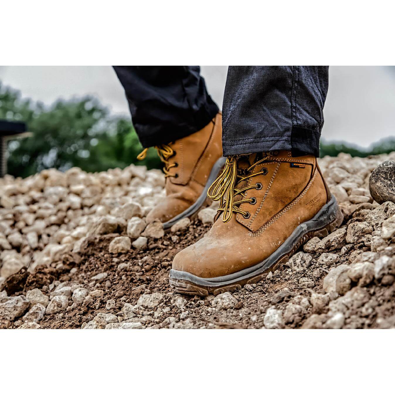 2024 Top 10 DeWalt Boots: Detailed Review and Rankings