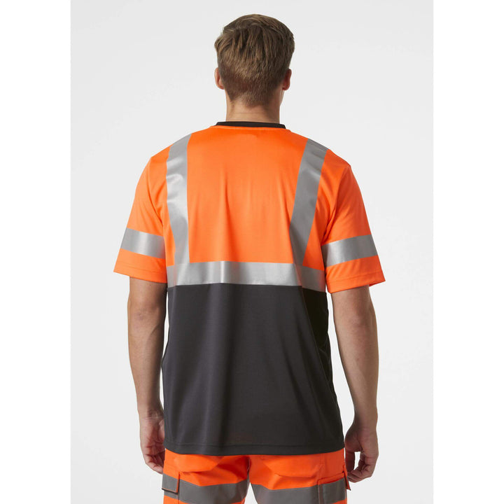 Helly Hansen Addvis Hi-Vis T-Shirt Class 1 Orange/Ebony OnBody 2#colour_orange-ebony