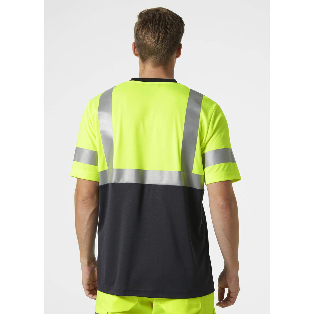 Helly Hansen Addvis Hi-Vis T-Shirt Class 1 Yellow/Ebony OnBody 2#colour_yellow-ebony