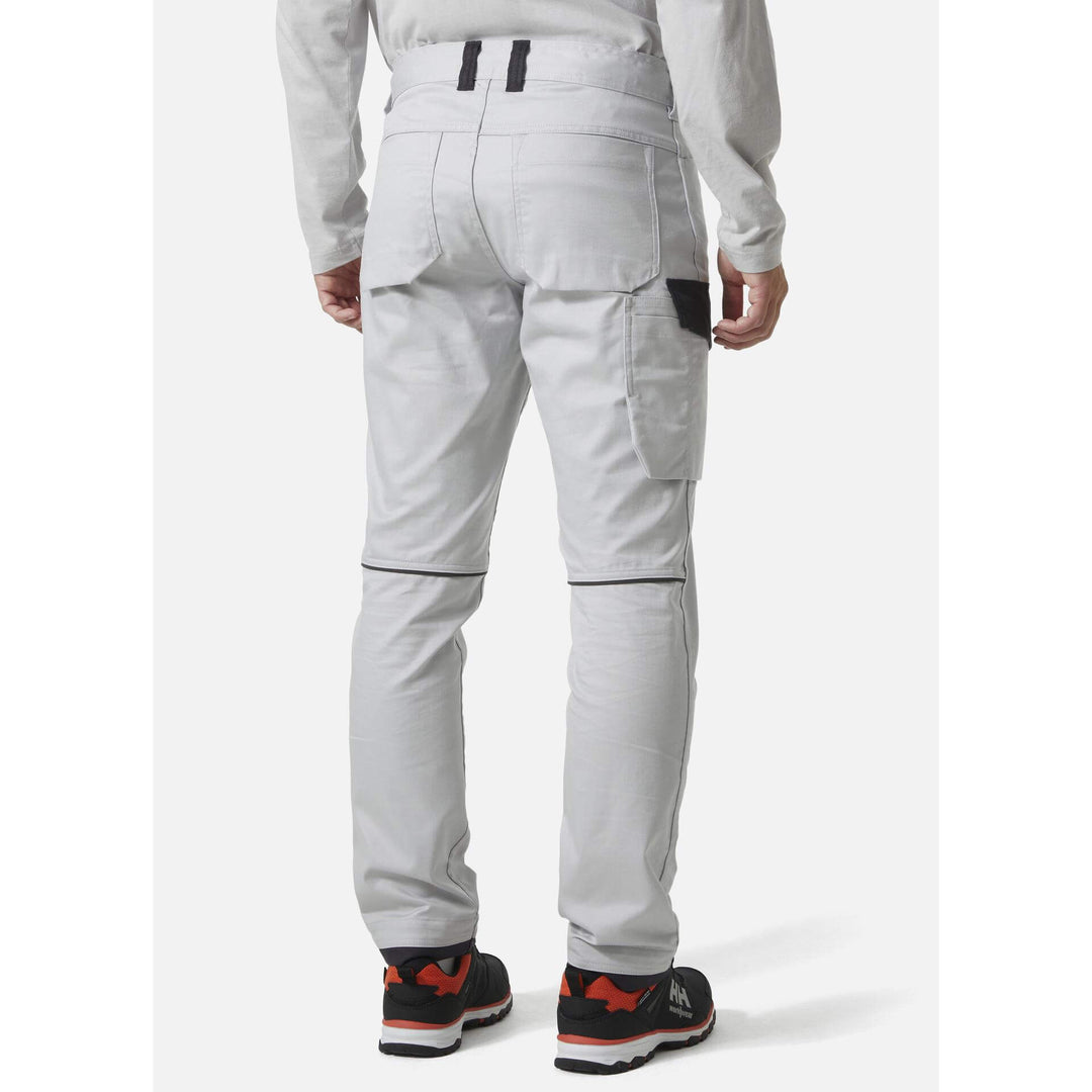 Helly Hansen Manchester Stretch Service Trousers Grey Fog/Ebony OnBody 2#colour_grey-fog-ebony