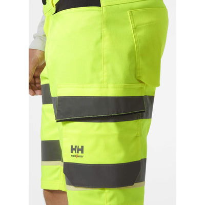 Helly Hansen UC-ME Hi-Vis Stretch Cargo Shorts Yellow/Ebony Feature 2#colour_yellow-ebony