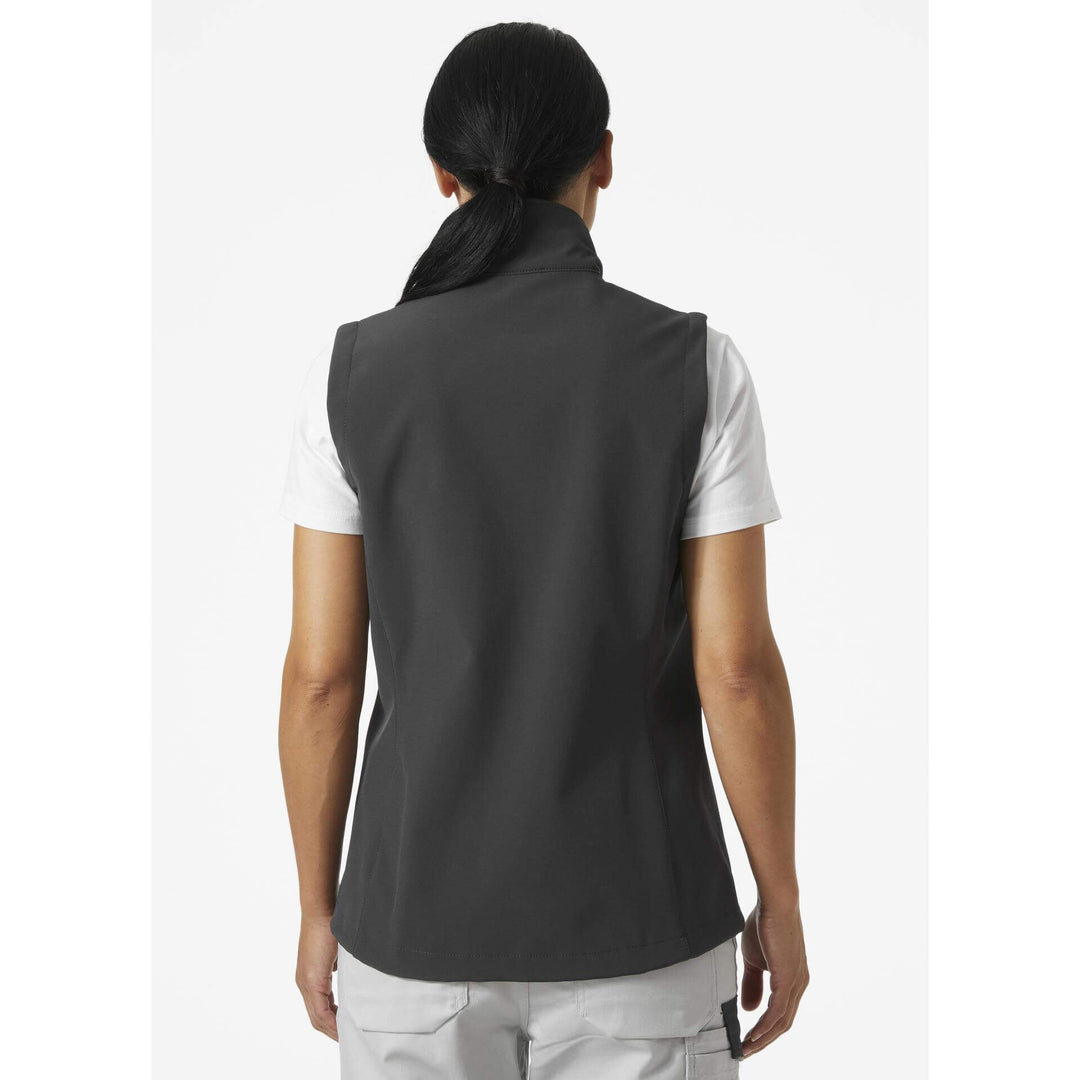 Helly Hansen Womens Manchester 2.0 Softshell Vest Ebony OnBody 2#colour_ebony