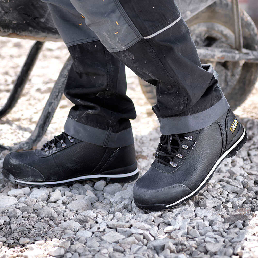 JCB 3CX Safety Work Boots Black Lifestyle 1#colour_black