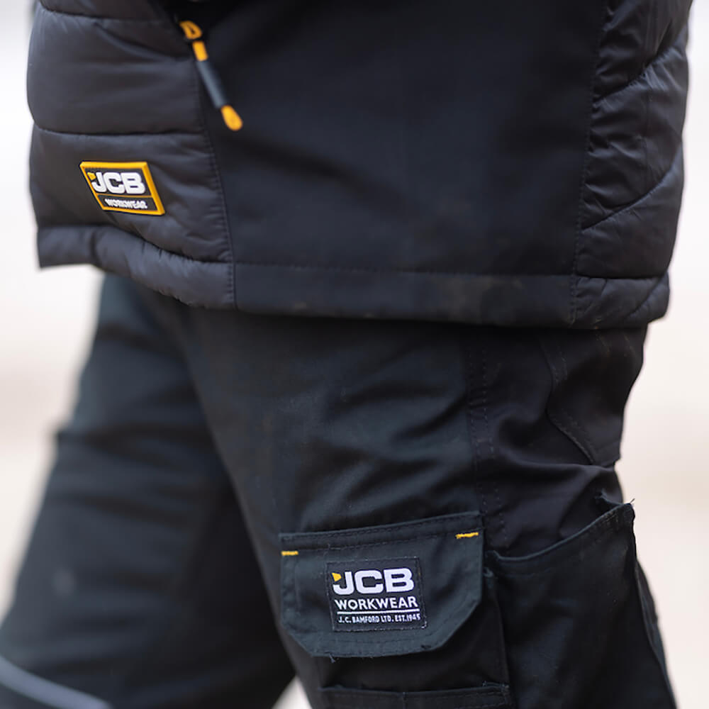 JCB Trade Hybrid Stretch Work Trousers Black Lifestyle 4#colour_black