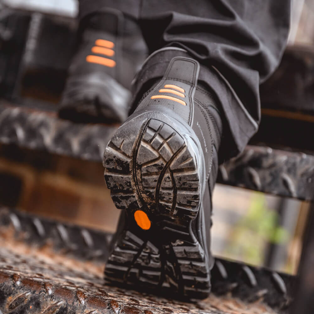 Worktough Heeley Safety Boots Black Lifestyle 3#colour_black