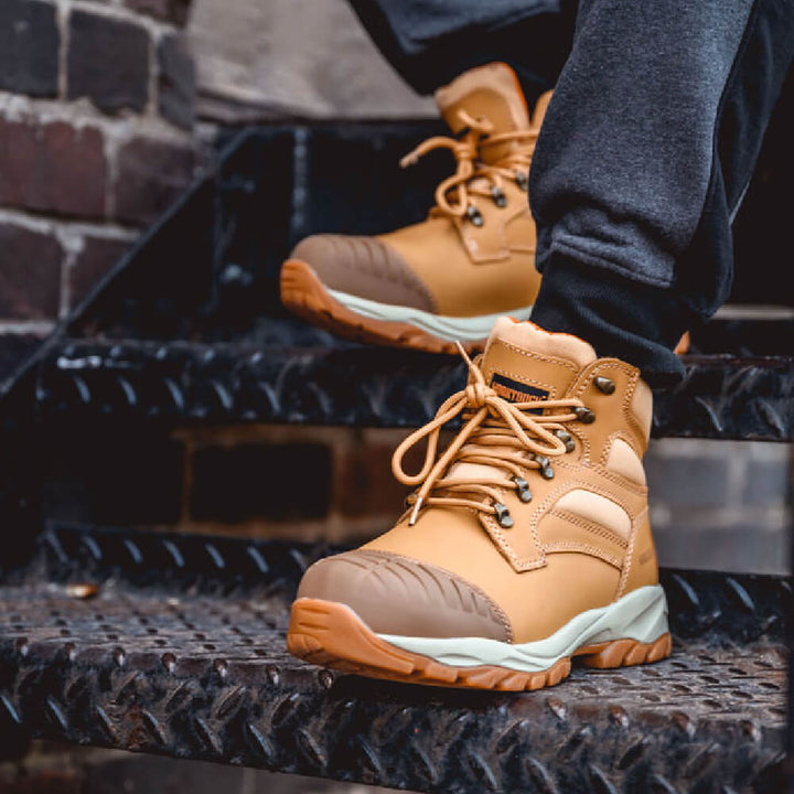 Worktough Heeley Safety Boots Honey Lifestyle 4#colour_honey