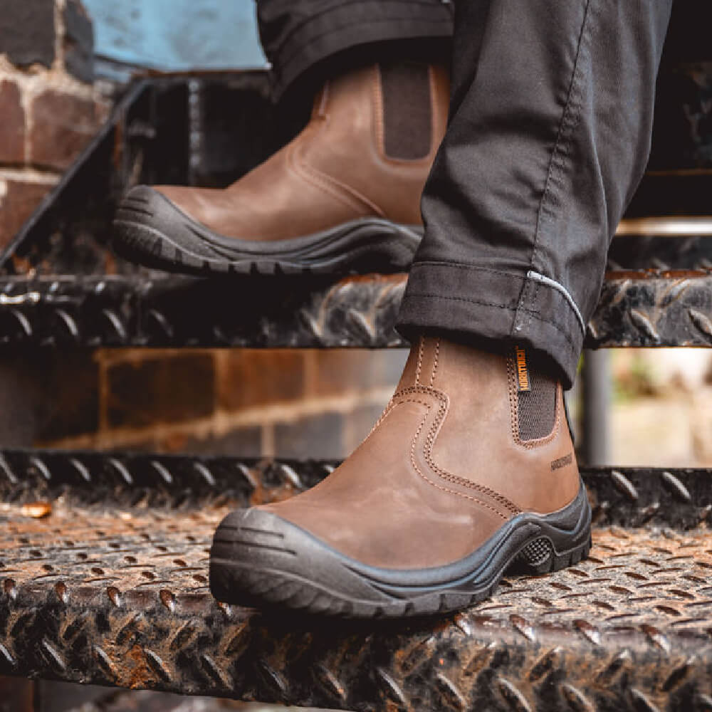 Worktough Safety Dealer Boots Brown Lifestyle 3#colour_brown